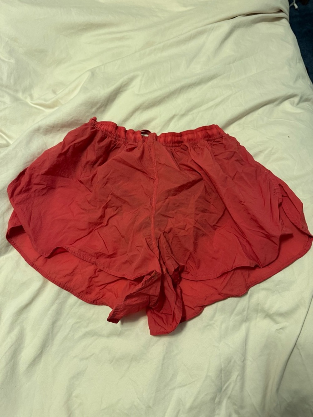 Lululemon Dolphin-Hem Mid-Rise Running Short 3"